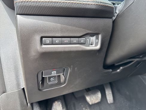 New 2026 Jeep Cherokee Overland image 17