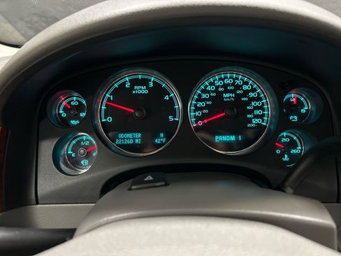 Used 2009 Chevrolet Silverado 3500 LTZ w/ LTZ Plus Package image 20