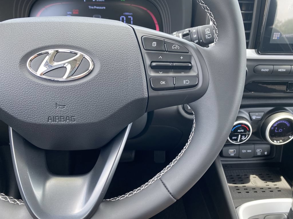 New 2026 Hyundai Venue SEL FWD image 21