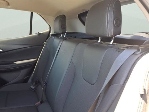 Used 2025 Buick Encore GX Preferred FWD image 13