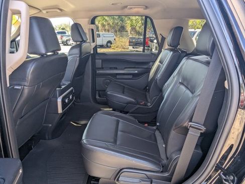 Used 2024 Ford Expedition XLT image 16