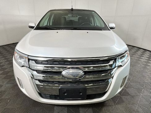Used 2014 Ford Edge Limited w/ Equipment Group 301A FWD image 9