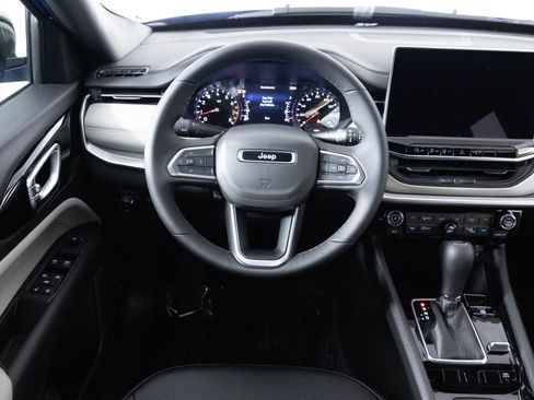 New 2026 Jeep Compass Limited image 29