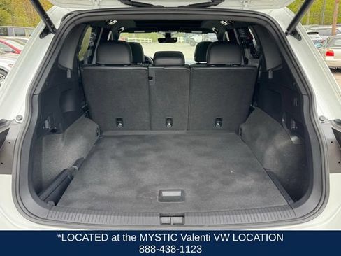 Certified 2024 Volkswagen Tiguan SEL R-Line AWD/4WD image 17