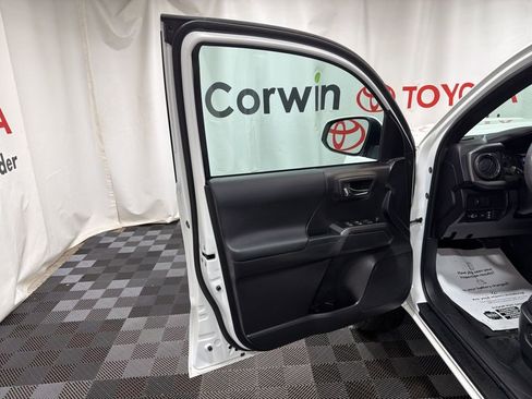 Used 2023 Toyota Tacoma TRD Sport image 21