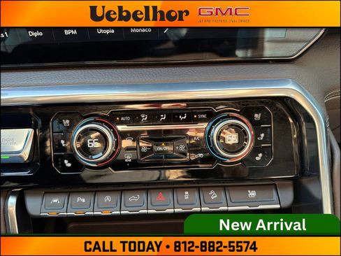 Used 2023 GMC Sierra 1500 Denali w/ Denali Reserve Package AWD/4WD image 24
