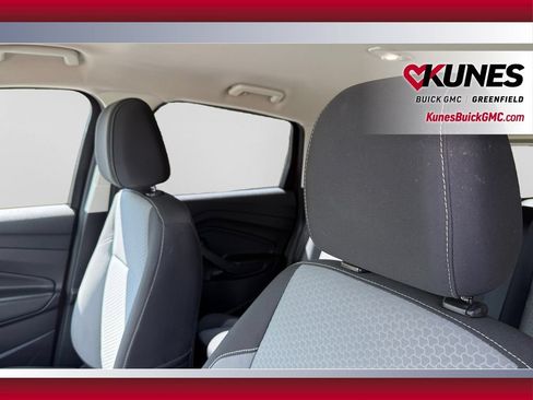 Used 2017 Ford Escape SE FWD image 12