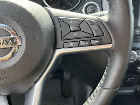 Used 2017 Nissan Rogue SV image 20