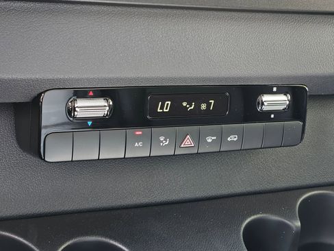 New 2024 Mercedes-Benz Sprinter 3500 image 25