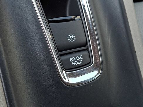 Used 2019 Honda HR-V EX image 22