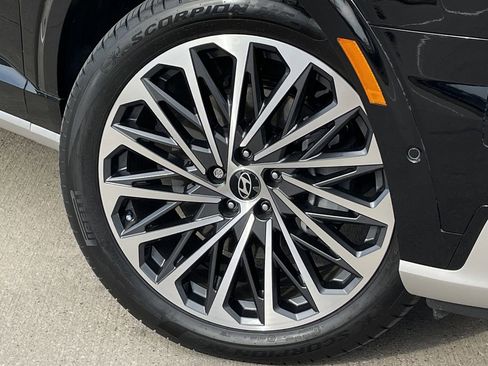 Used 2026 Hyundai Palisade Calligraphy FWD image 8