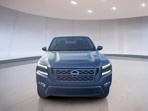 Used 2024 Nissan Frontier SL image 8