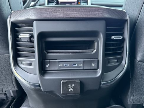 New 2026 RAM 3500 Laramie AWD/4WD image 25