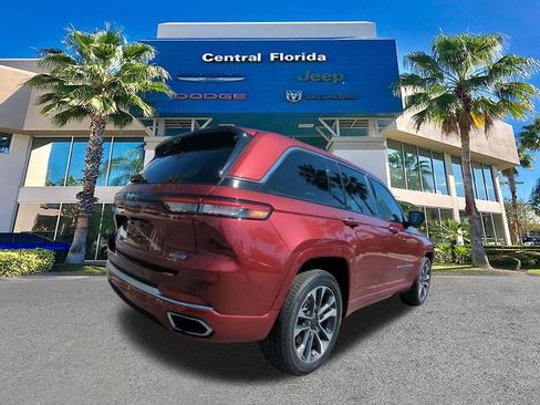 Certified 2023 Jeep Grand Cherokee Overland w/ Luxury Tech Group IV image 5