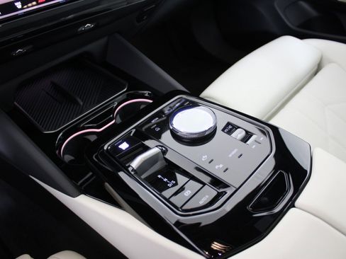 Certified 2026 BMW 540i xDrive image 15