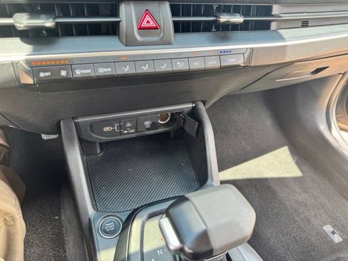 Used 2025 Kia K4 FWD image 20