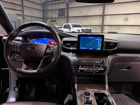 Used 2020 Ford Explorer ST AWD/4WD image 30