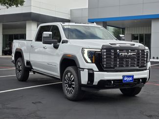 New 2026 GMC Sierra 2500 Denali Ultimate AWD/4WD video 2