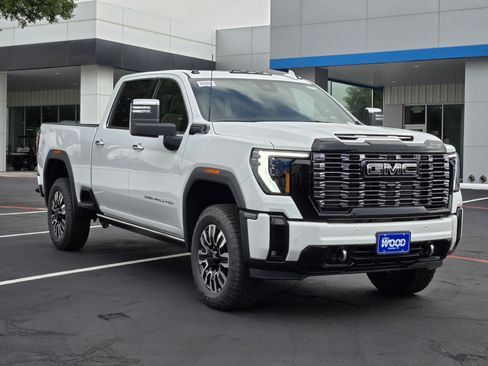 New 2026 GMC Sierra 2500 Denali Ultimate AWD/4WD image 2