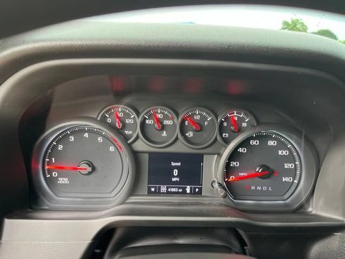 Used 2024 Chevrolet Silverado 2500 Custom w/ Custom Value Package AWD/4WD image 18
