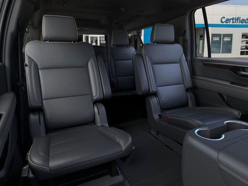 New 2026 Chevrolet Suburban Premier w/ Sun And Tow Package image 19