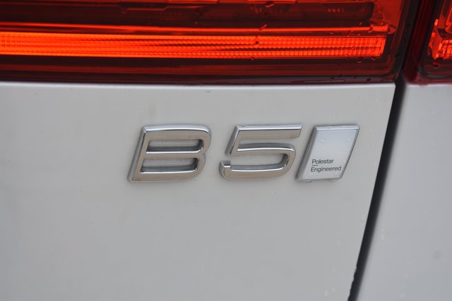 Used 2023 Volvo XC60 B5 Ultimate w/ Protection Package Premier FWD image 8