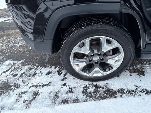 Used 2020 Jeep Compass Limited image 18