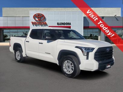 Used 2025 Toyota Tundra SR5 w/ SR5 Convenience Package