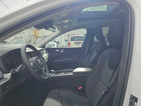 Certified 2023 Volvo XC60 T8 Core image 21