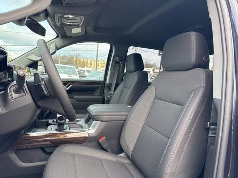 New 2026 GMC Sierra 1500 Elevation image 18