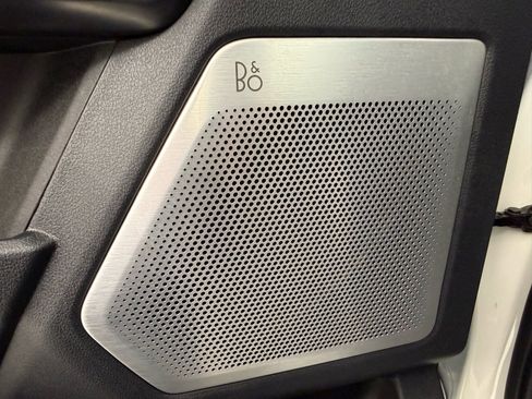 Used 2024 Ford F250 Platinum w/ FX4 Off-Road Package image 17