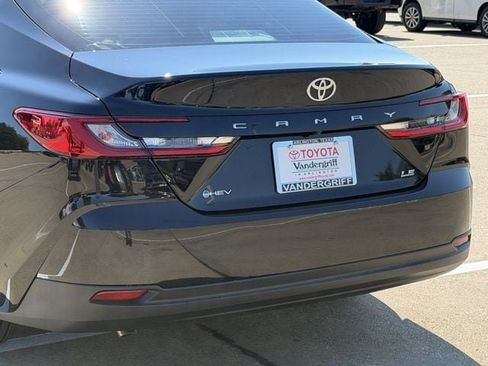 Used 2026 Toyota Camry LE w/ Convenience Package FWD image 6