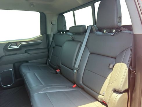Certified 2024 Chevrolet Silverado 1500 LT w/ Leather Package RWD image 16
