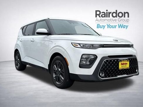 Used 2021 Kia Soul EX FWD image 1