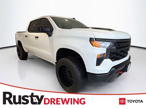 Used 2025 Chevrolet Silverado 1500 Custom Trail Boss AWD/4WD image 1