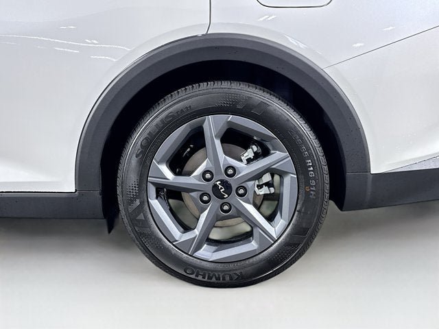 New 2026 Kia K4 FWD image 11