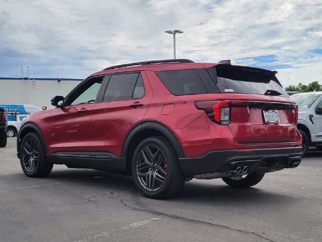 Used 2026 Ford Explorer ST w/ Sun And Sound Package AWD/4WD image 2
