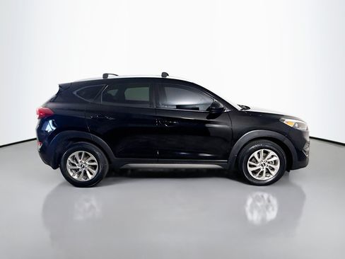 Used 2016 Hyundai Tucson SE w/ Option Group 02 FWD image 11