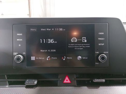 Used 2025 Kia Sportage LX image 22