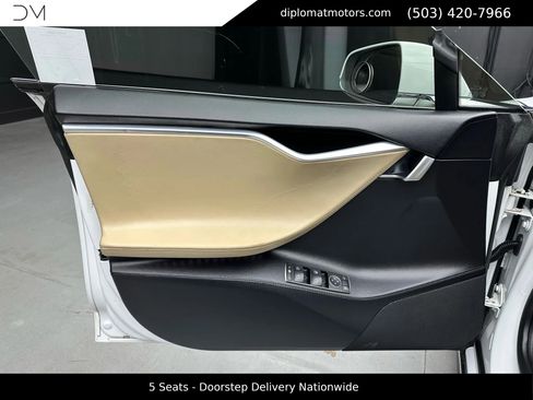 Used 2013 Tesla Model S Performance RWD image 23