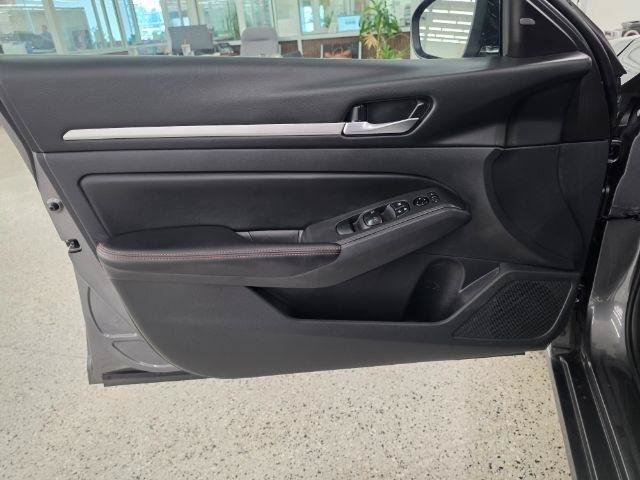 Used 2026 Nissan Altima 2.5 SR FWD image 28