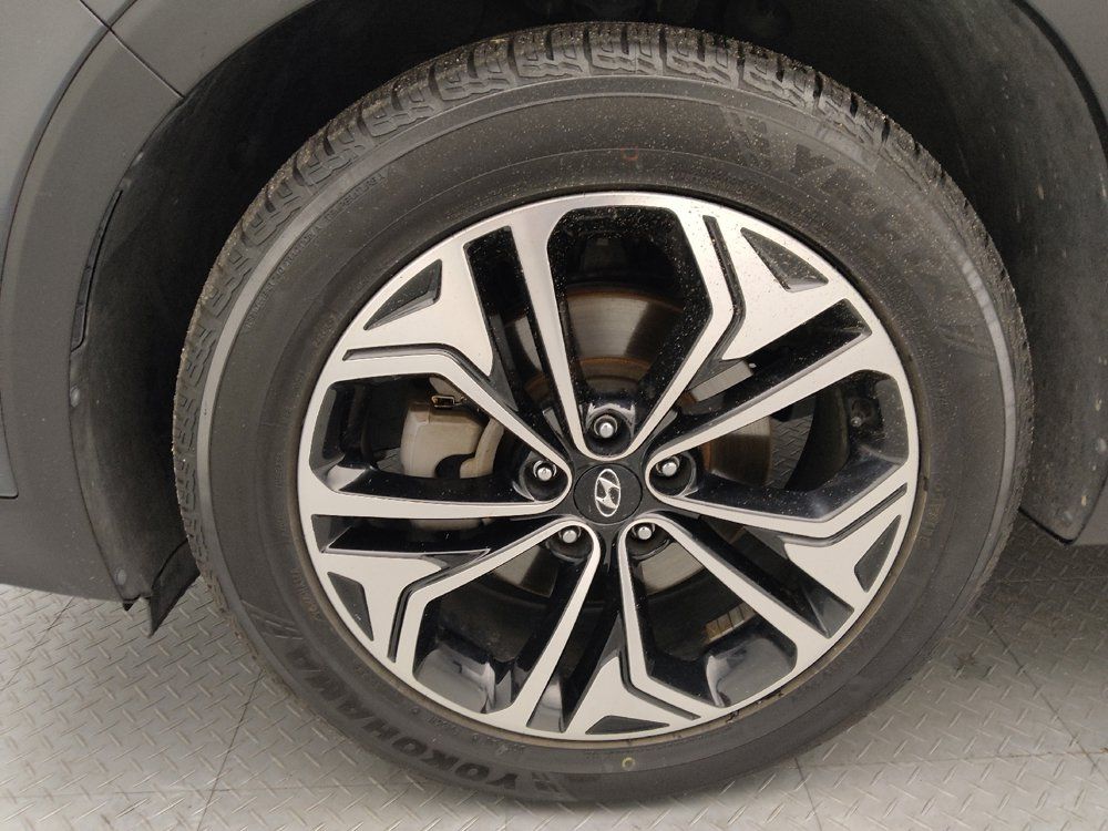 Used 2020 Hyundai Santa Fe Limited w/ Cargo Package FWD image 31