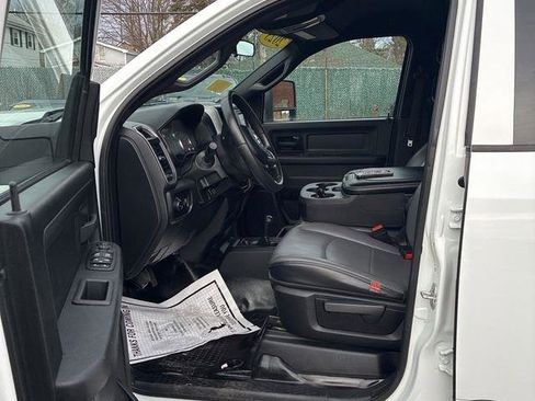 Used 2023 RAM 3500 Tradesman w/ Chrome Appearance Group image 13