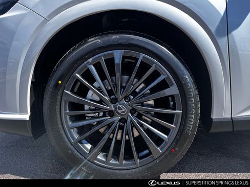 New 2026 Lexus RX 450h PREMIUM AWD image 10