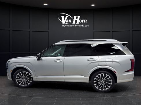 Used 2026 Hyundai Palisade Calligraphy AWD/4WD image 4