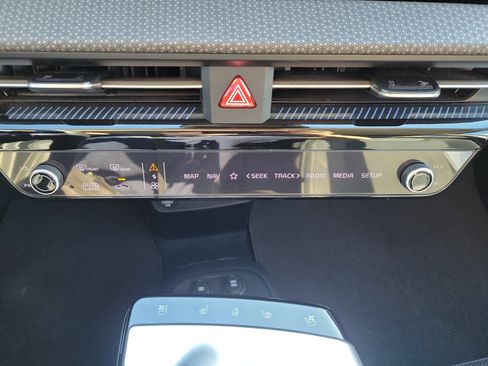 Certified 2022 Kia EV6 GT-Line w/ First Edition Package image 41