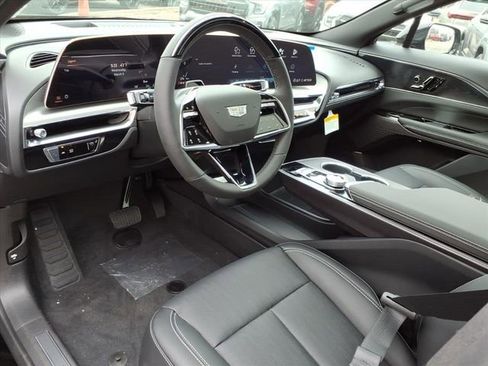 New 2026 Cadillac Lyriq Sport w/ LPO, Floor Liner Package AWD/4WD image 3