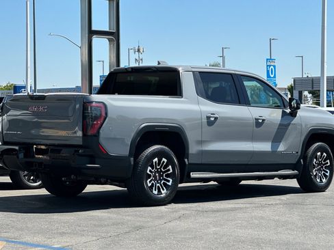 New 2026 GMC Sierra EV Elevation image 5