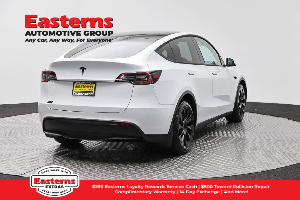 Used 2021 Tesla Model Y Long Range AWD/4WD image 6