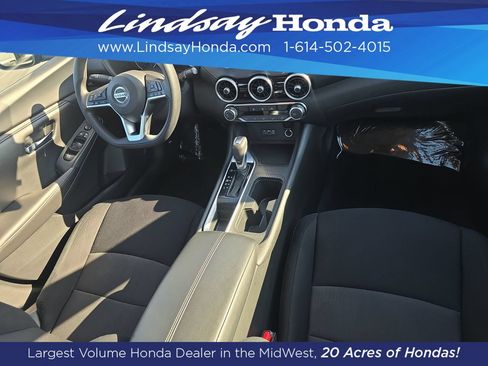 Used 2023 Nissan Sentra SV FWD image 28